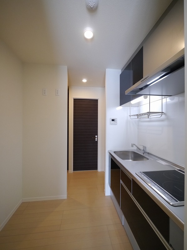 メゾン・グランドワゾ 202号-8