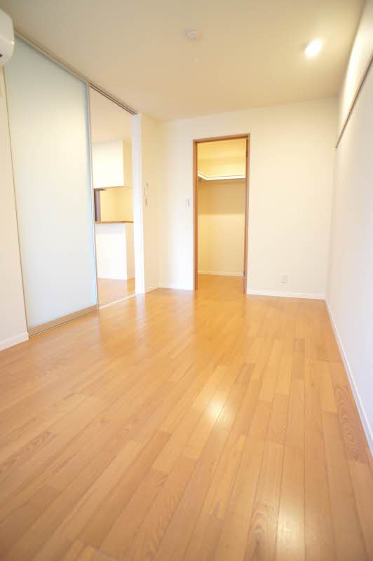 ＣＡＬＭＥ 202号-8