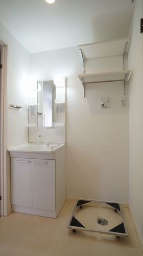 メゾン・ウエスト 102号-8