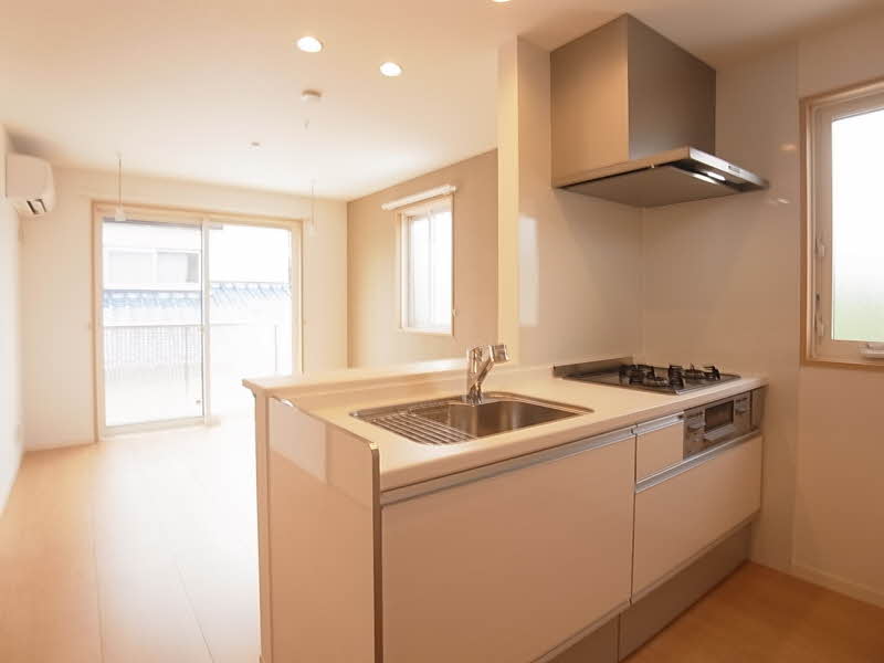 メゾン・ウエスト 201号-2