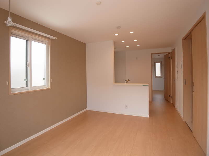 メゾン・ウエスト 201号-4