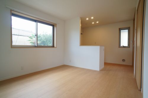 Ｇａｒｄｅｎｓ　楓 205号-3