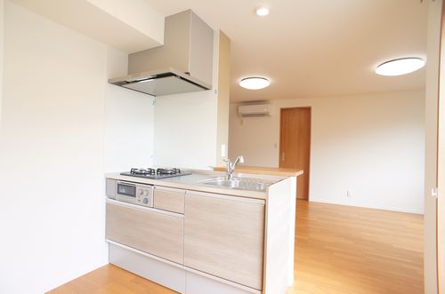 Ｓｕｎｎｙ　Ｃｏｕｒｔ　ＡＫＡＧＩ 201号-3