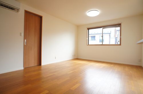 Ｓｕｎｎｙ　Ｃｏｕｒｔ　ＡＫＡＧＩ 201号-4