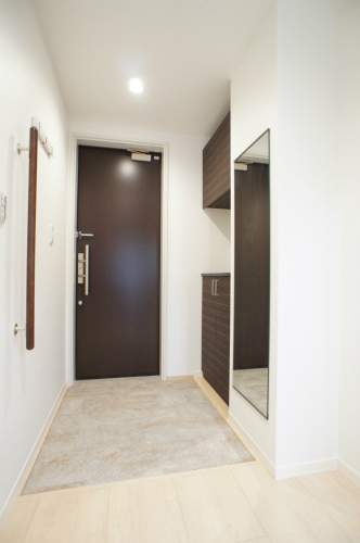 COLLES新宿 305号-8