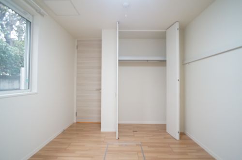 シャーメゾン成田東参番館 202号-7