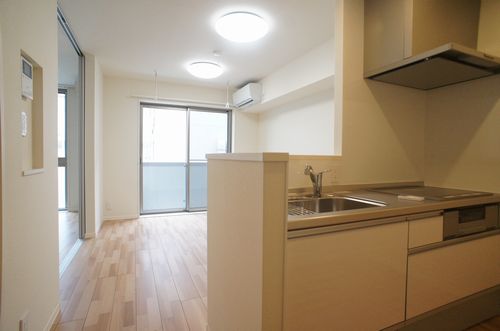 ＲＨＹＭＥＳＴＯＮＥ 102号-3