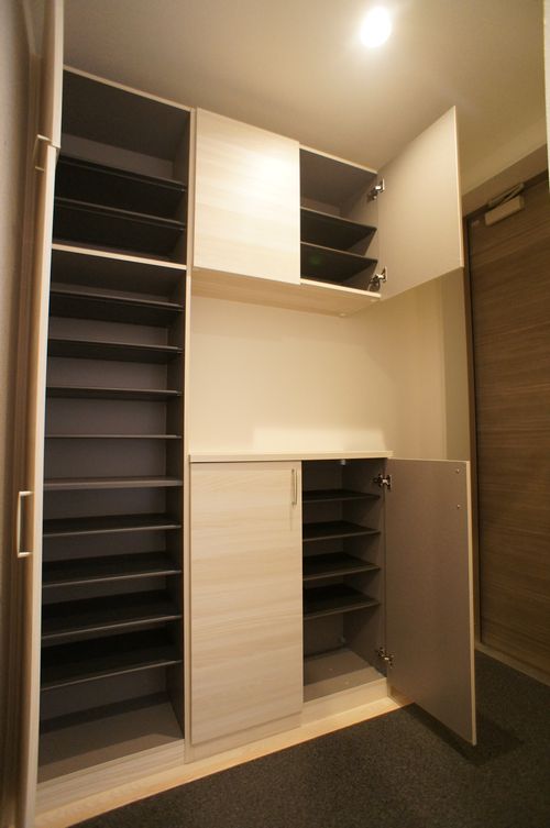 御留山テラス 202号-6