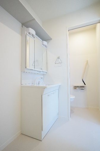 アゼリア高田馬場 102号-8