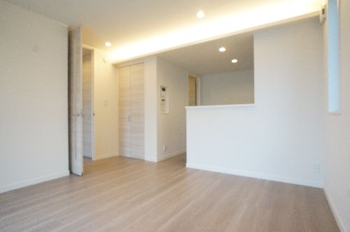 シャーメゾン左門町 301号-3