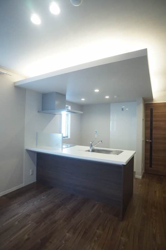 エクラージュ・レジデンス 102号-3