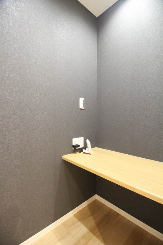 ＰＩＮＥ　ＳＴＩＧＥ梅里 205号-8