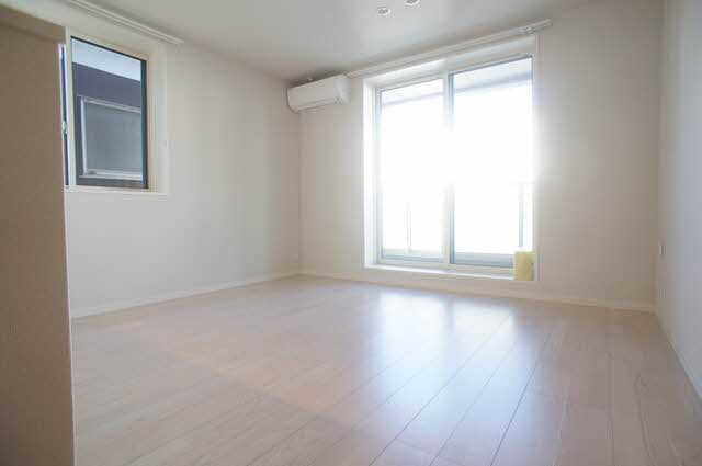 クレッセント 201号-8