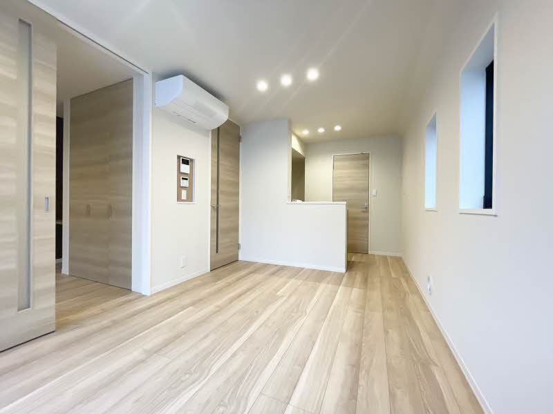 グランドヒルズ城山 201号-2