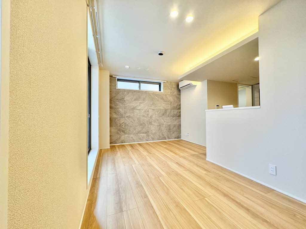 レオナグレイス 201号-4