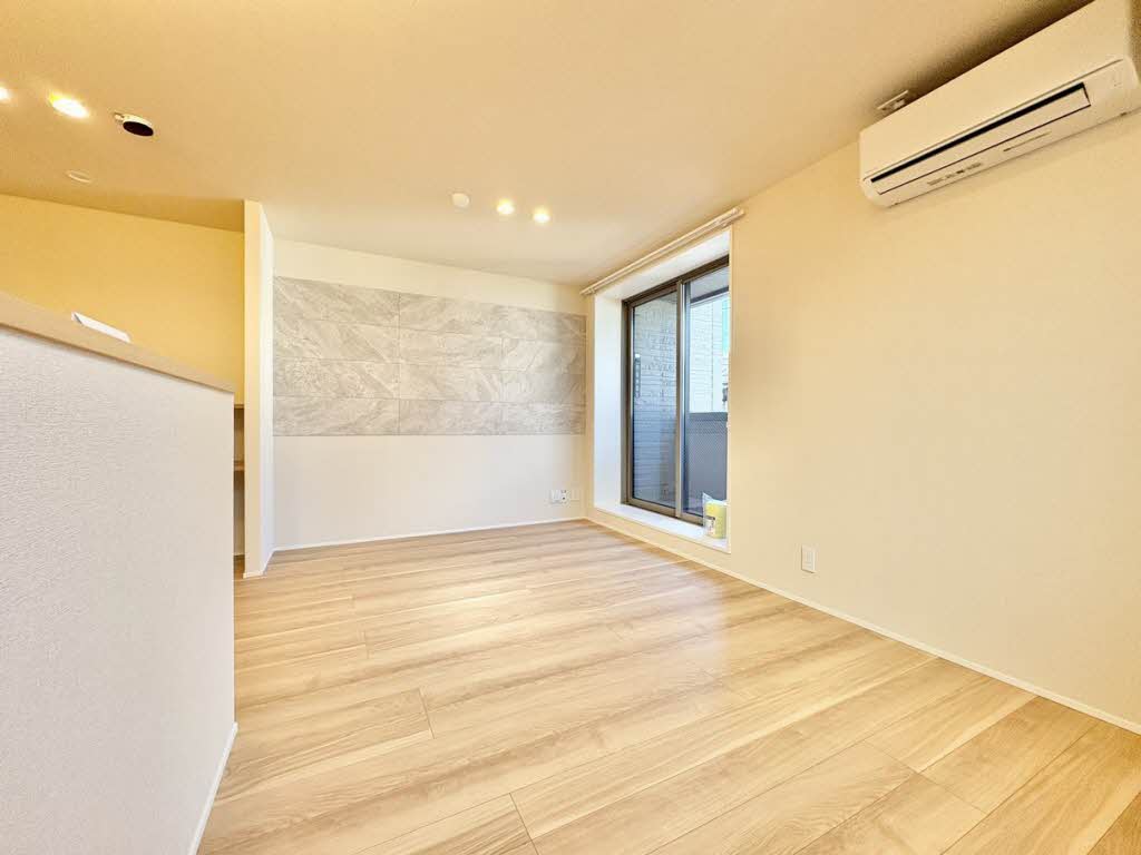 レオナグレイス 203号-4