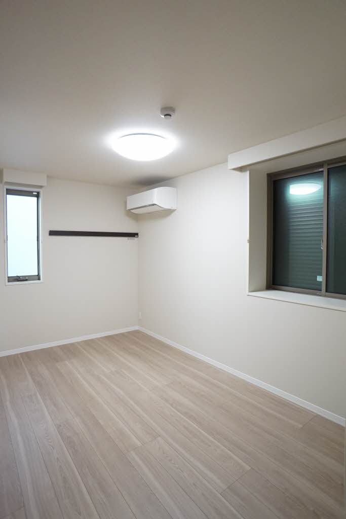 ベース枠 301号-7