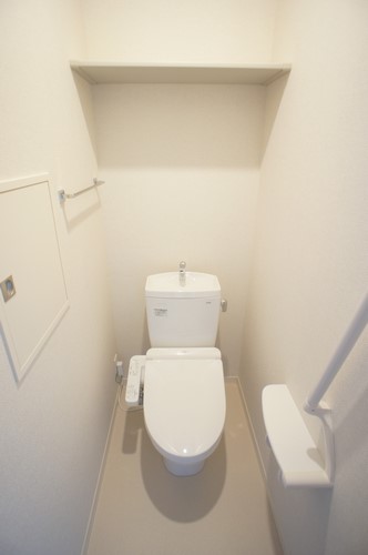 シャーメゾン　アトレ 210号-8