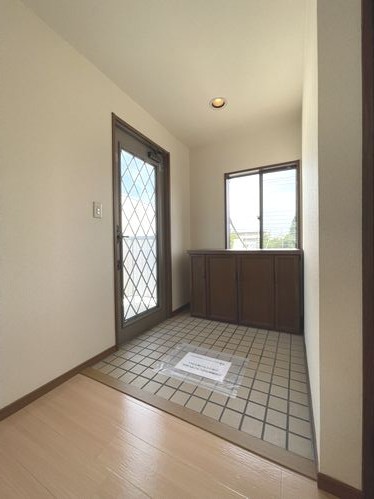 新栄産業有限会社 前野町住宅 301号-3