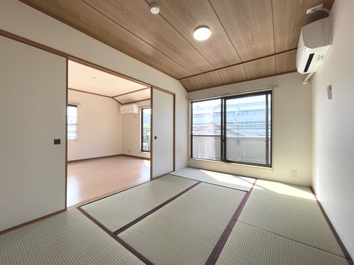 新栄産業有限会社 前野町住宅 301号-12