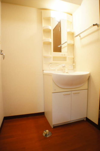 ゼルコバ　Ａ 102号-8