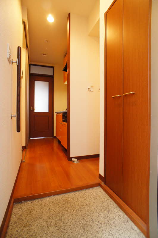 ヴィラ マノス 202号-11