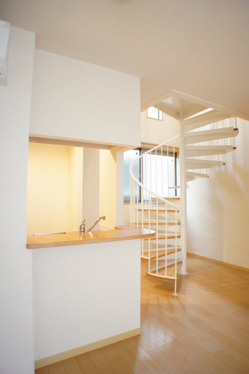 Ｅ．Ｒ．Ｅ．テラスハウス渋谷鶯谷 102号-3