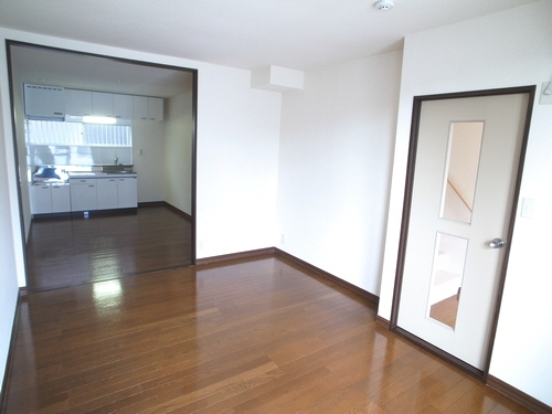 パールメゾン 102号-2