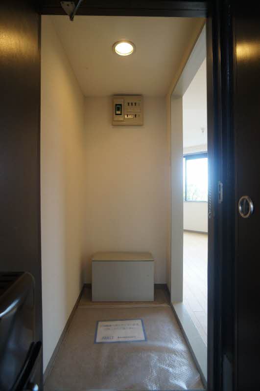 シティ吉岡ビル 302号-8