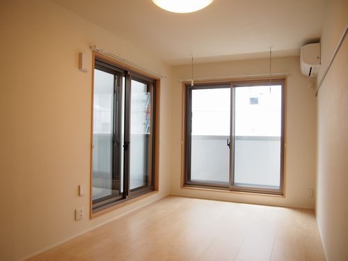 マグノリア三軒茶屋 301号-2