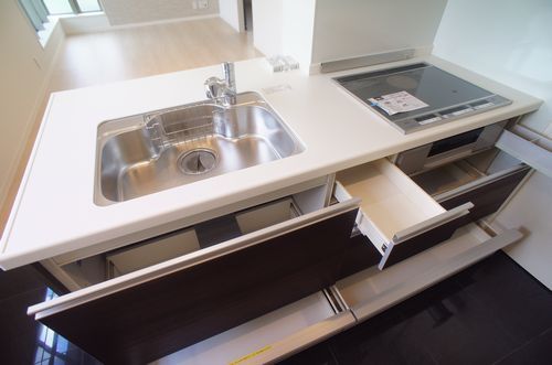 ＲＡＦＦＩＮＥ石蔵 301号-5