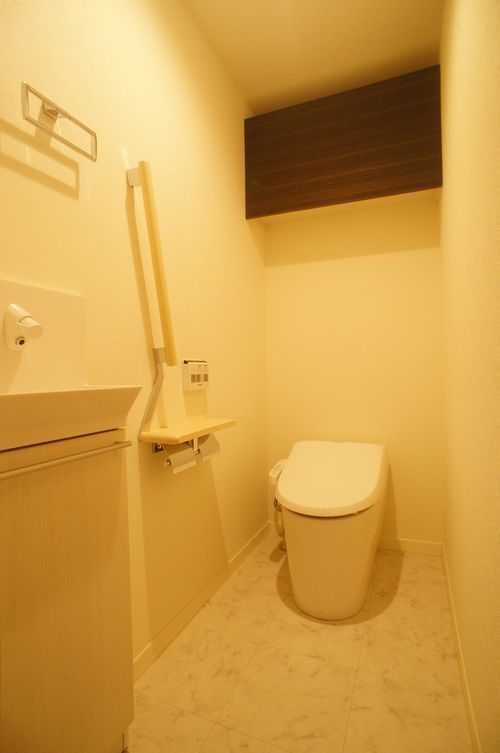 ＲＡＦＦＩＮＥ石蔵 301号-10