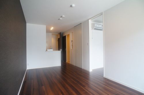 メゾンフォンテーヌ 103号-3