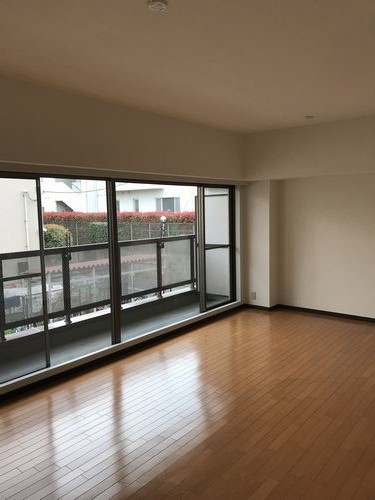 クリスティーホームズ二十騎町 301号-9