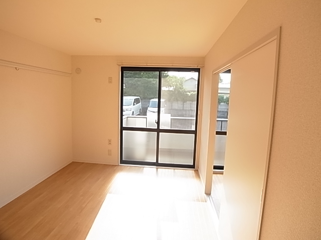 メゾンスリーゼ 105号-3