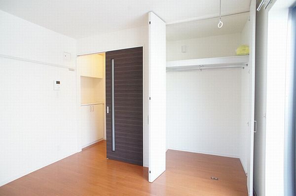 シャーメゾン池之端 102号-4