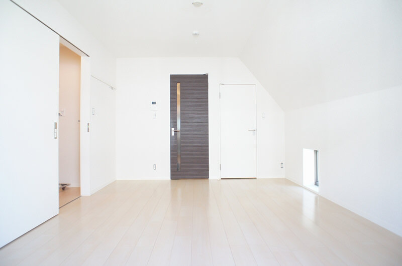 フラグシップ余丁町 301号-3