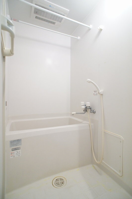 フラグシップ余丁町 301号-8