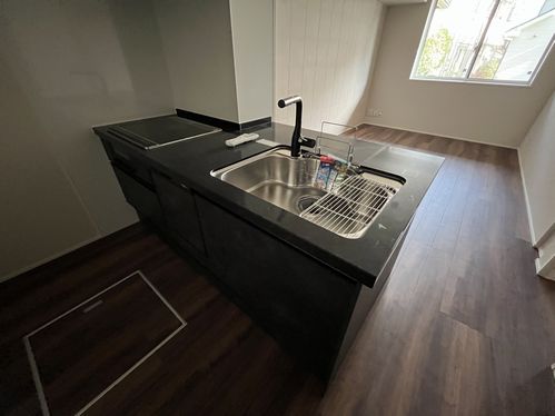 ＴＨＥ　ＳＥＮＳＥ 101号-3