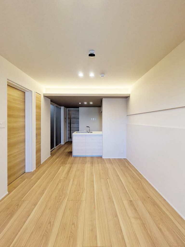 ＴＨＥ　ＳＥＮＳＥ 203号-3