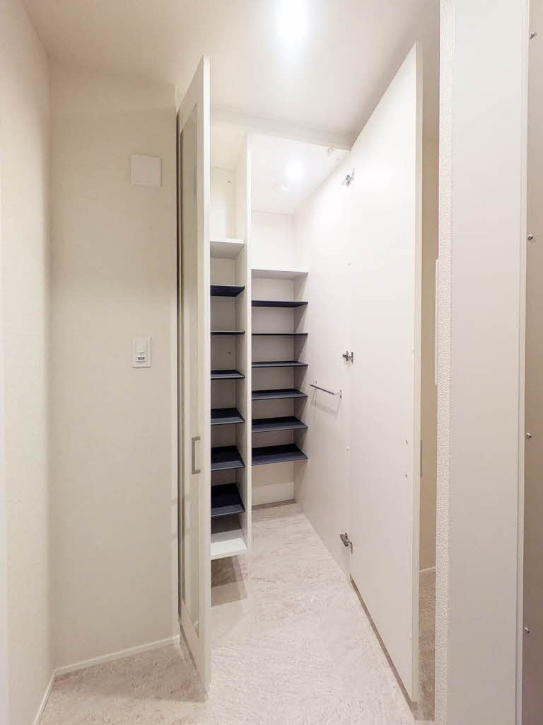 ＴＨＥ　ＳＥＮＳＥ 207号-5