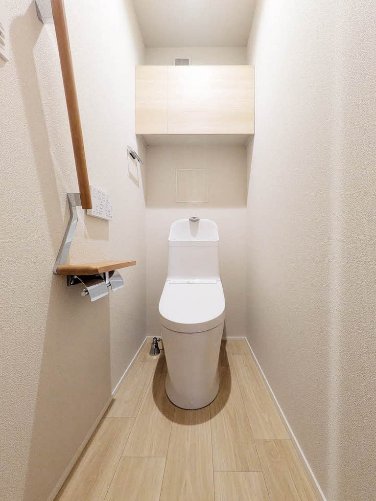 ＴＨＥ　ＳＥＮＳＥ 207号-8