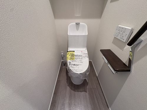 ＴＨＥ　ＳＥＮＳＥ 305号-9