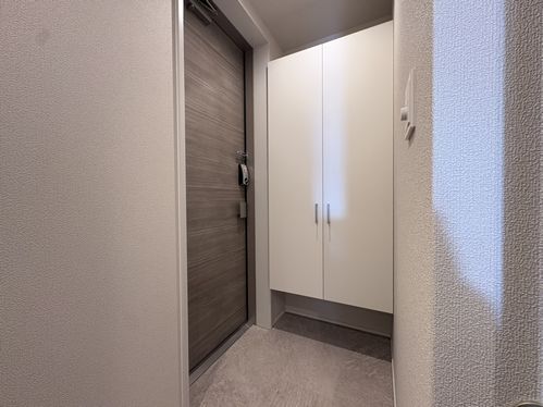 ＴＨＥ　ＳＥＮＳＥ 305号-10