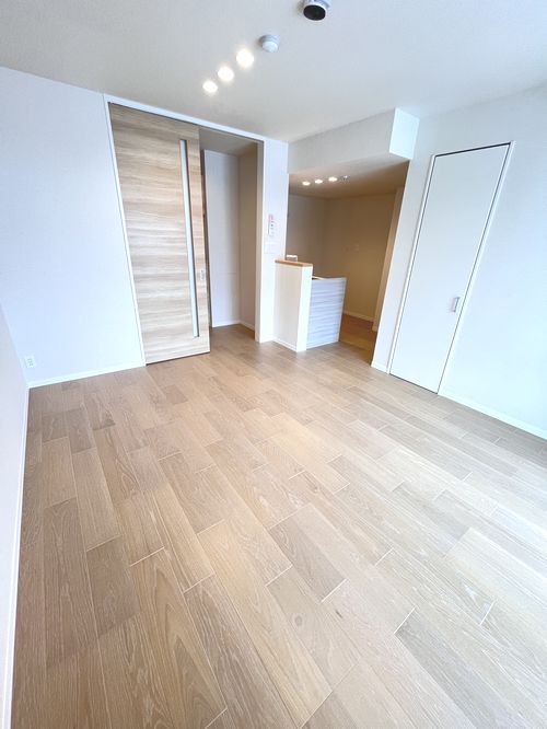 グラン ゼルコヴァ 203号-2