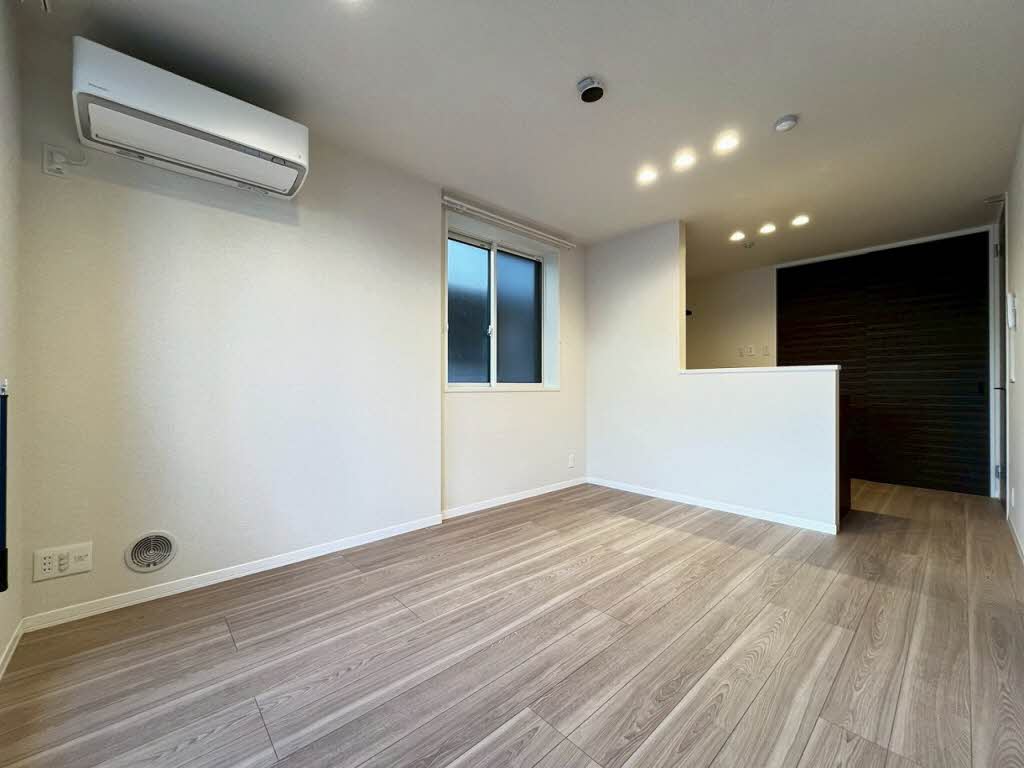 カーサ　レジオ 203号-9