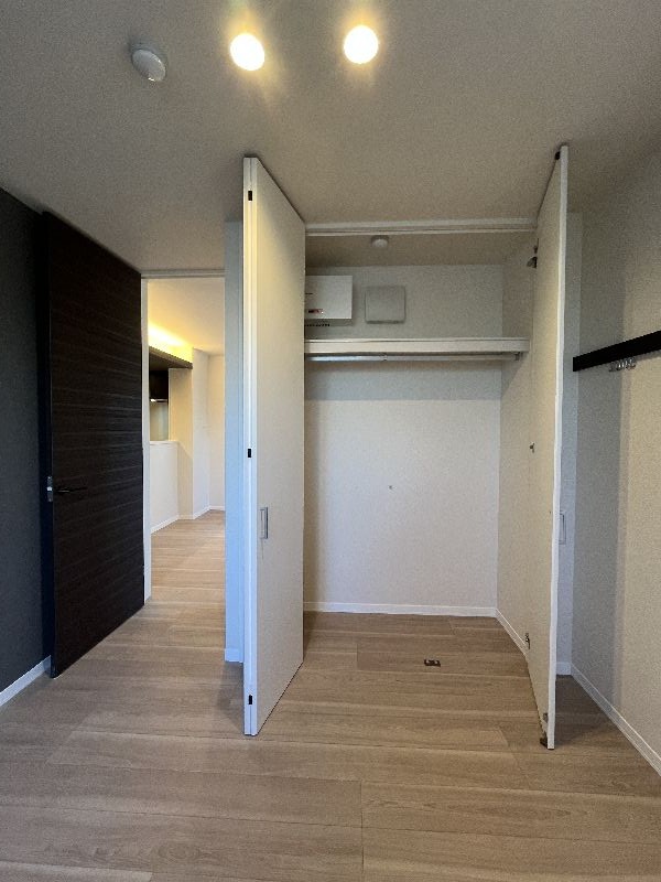 カーサ　レジオ 301号-6