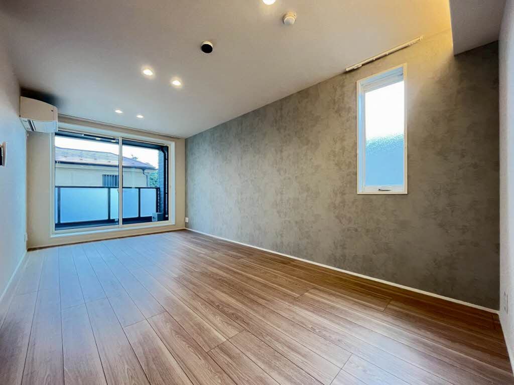 ＷＴＢ池袋 303号-2