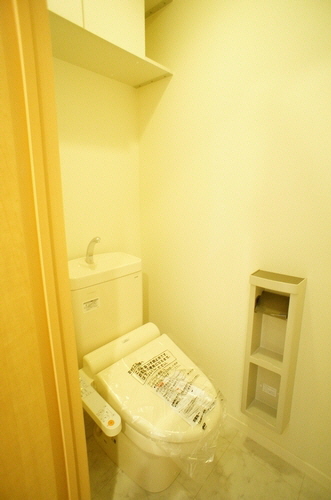 シャーメゾン氷川台 202号-10