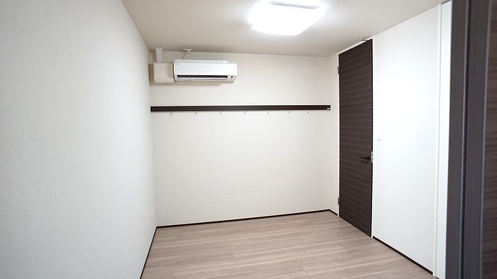 ブラン　ノワール 302号-6